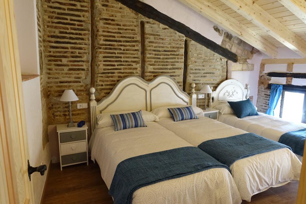 Apartamentos La Dama Azul Agreda Phòng bức ảnh