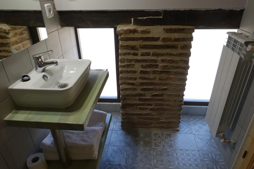 Apartamentos La Dama Azul Agreda Phòng bức ảnh